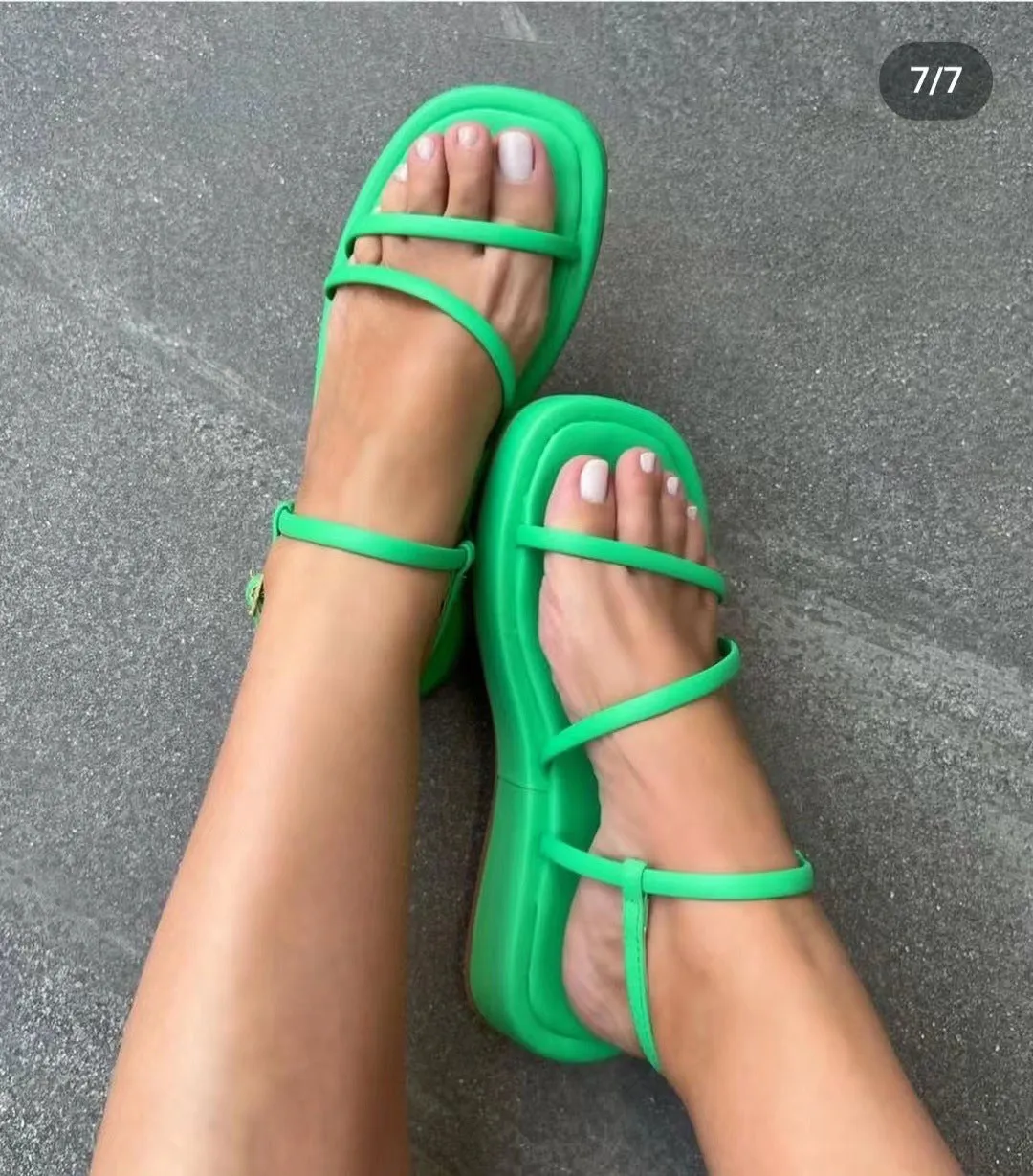 Amozae-Buckle Platform Sandals