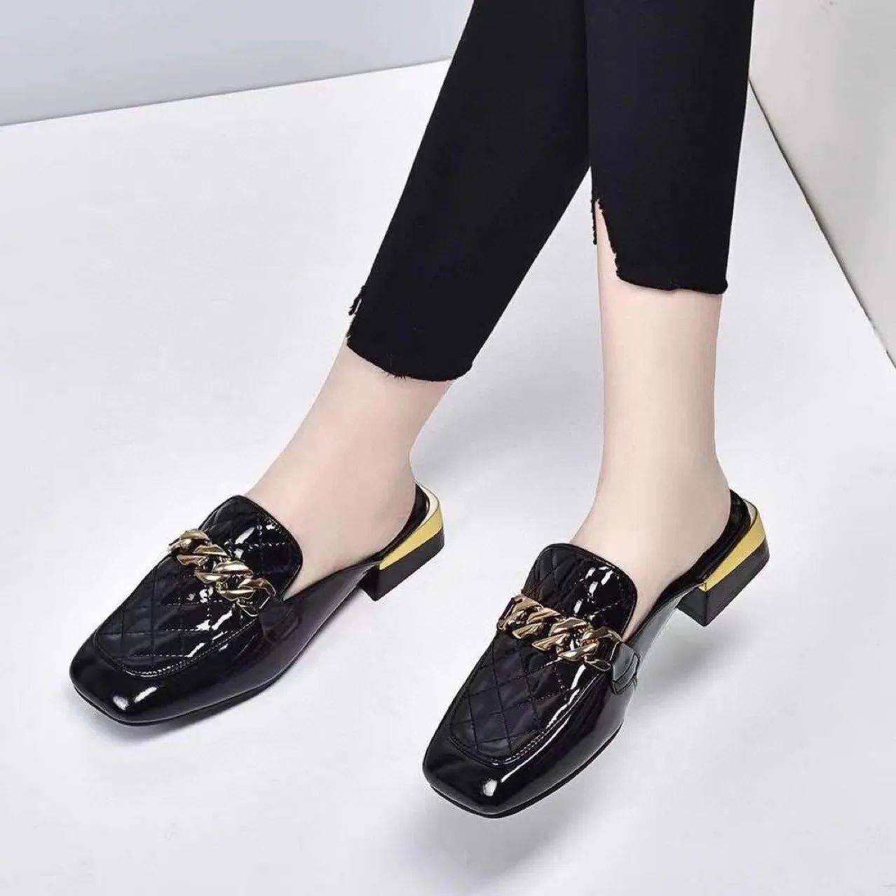 Amozae-Metal Cufflinks Platform Sandals