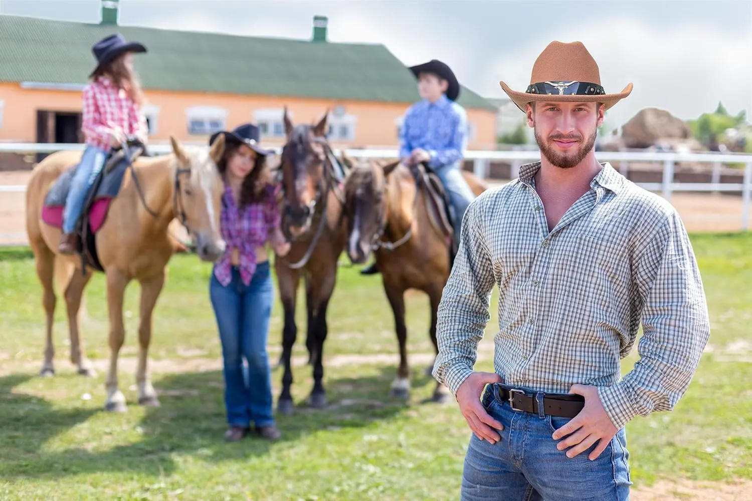 Lanzom Cowboy Hat for Women and Men with Shapeable Wide Brim Felt Western Hats for Cowboys and Cowgirls