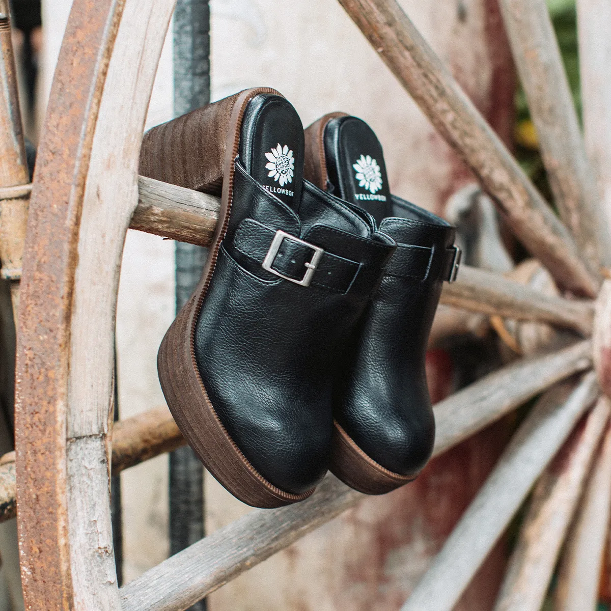 Larry Platform Clog